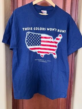 Hanes Comfort Men's Navy Blue Short Sleeve Tee.Patriotic 9/11 Theme. Sz L 42/44
